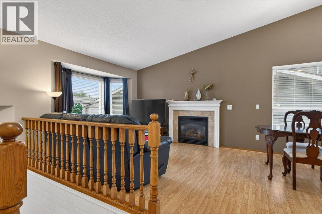 156 Rivercroft Close SE, Calgary, Alberta  T2C 3X1 - Photo 5 - A2316622