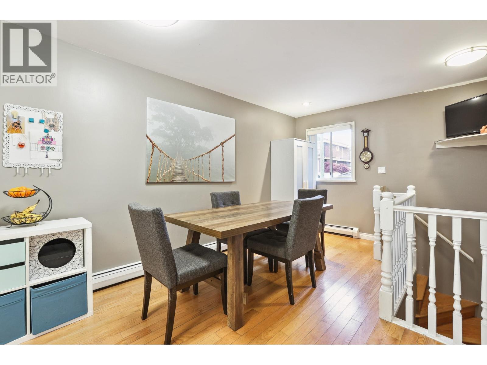 3778 Nithsdale Street, Burnaby, British Columbia  V5G 1P3 - Photo 5 - R3099494
