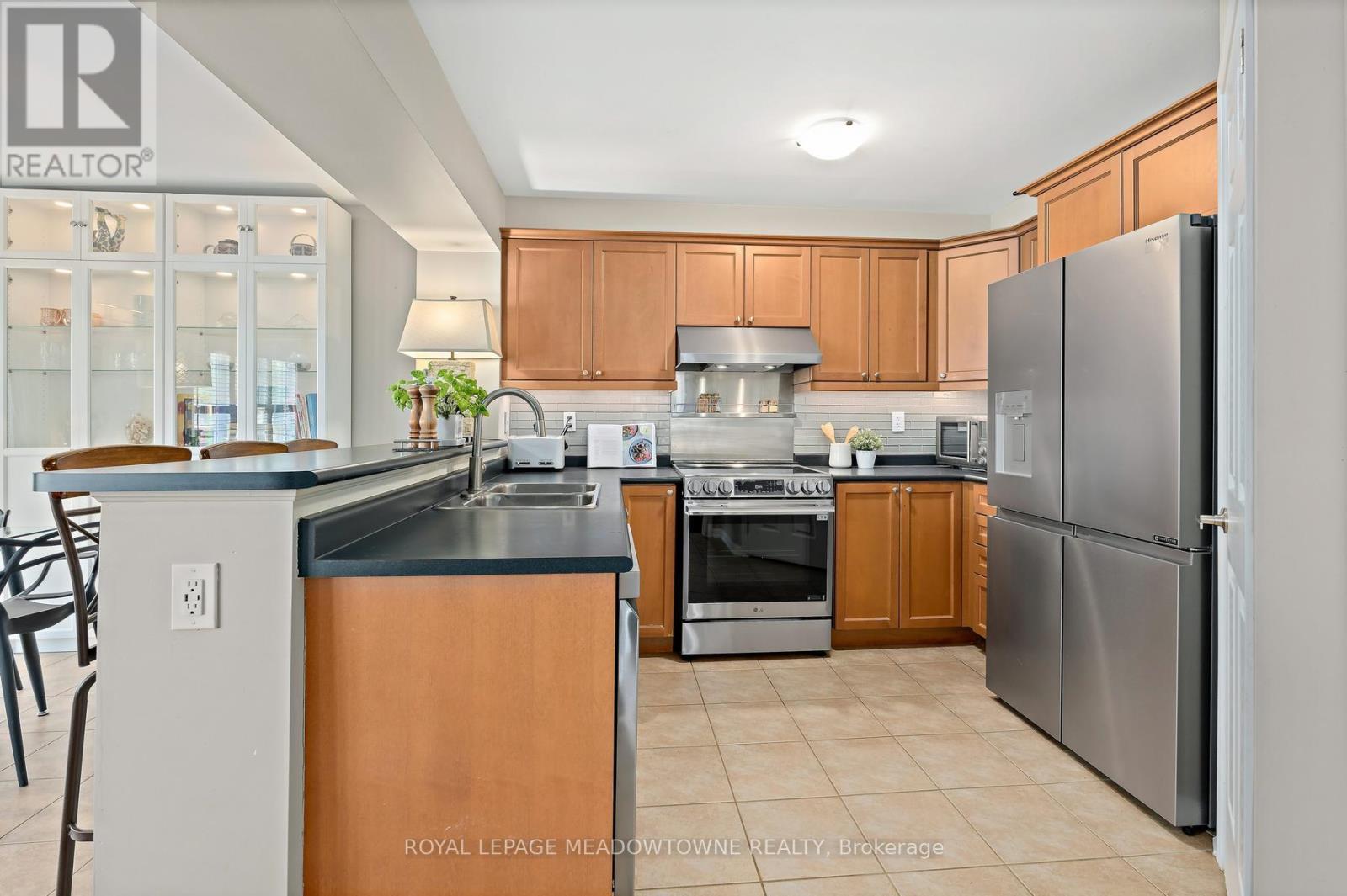 451 Zuest Crescent, Milton, Ontario  L9T 8E7 - Photo 14 - W13250160