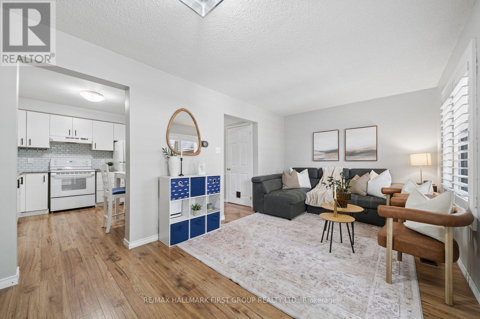 95 Vail Meadows Crescent, Clarington, Ontario  L1C 4T3 - Photo 4 - E13410848