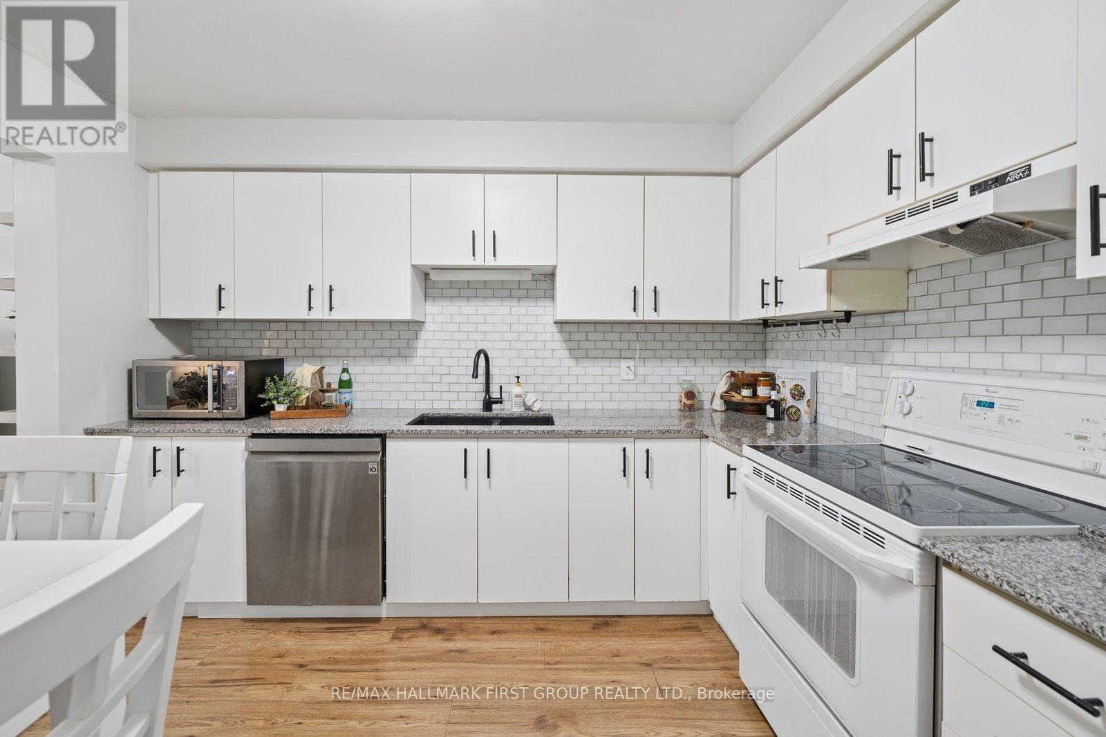 95 Vail Meadows Crescent, Clarington, Ontario  L1C 4T3 - Photo 6 - E13410848