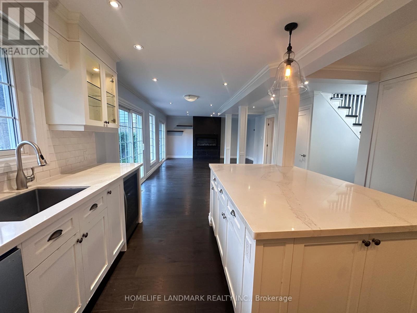 3 Padget Place, Markham, Ontario  L3R 1Y6 - Photo 5 - N13410886