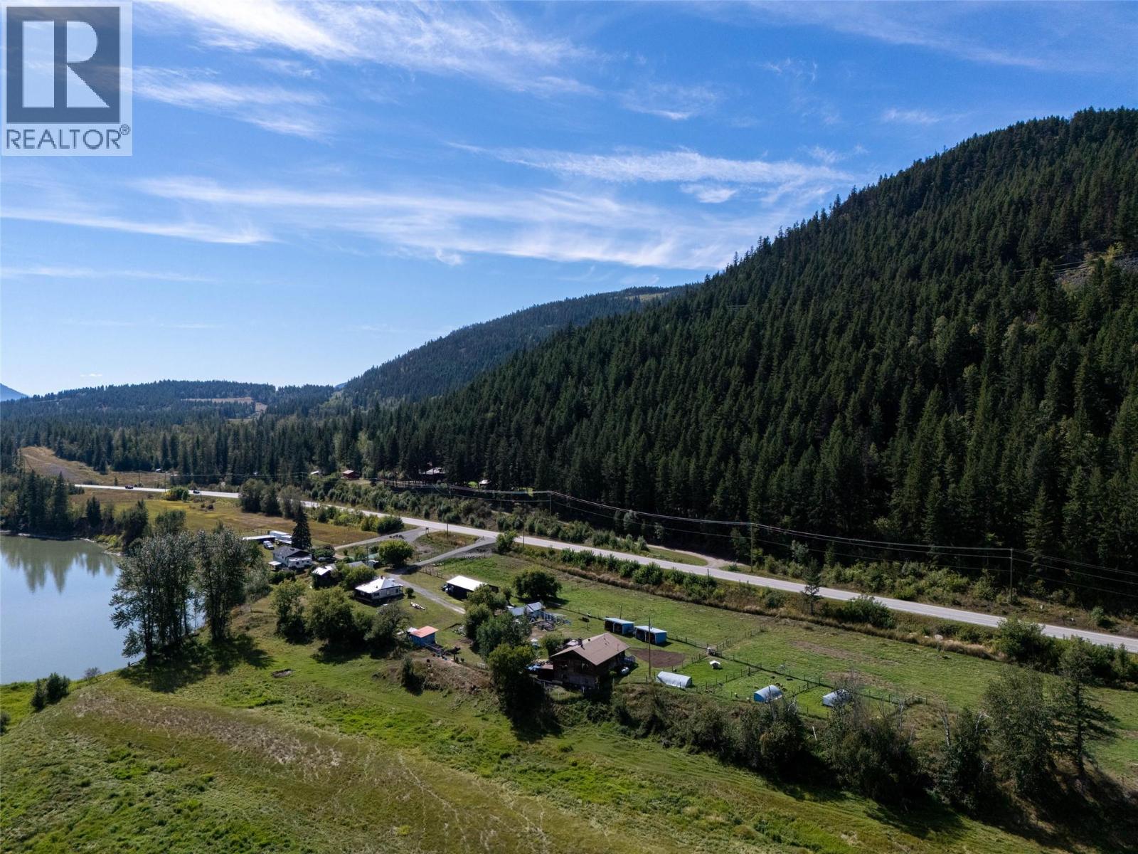 8572 Yellowhead Highway S, Little Fort, British Columbia  V0E 2C0 - Photo 59 - 10390133