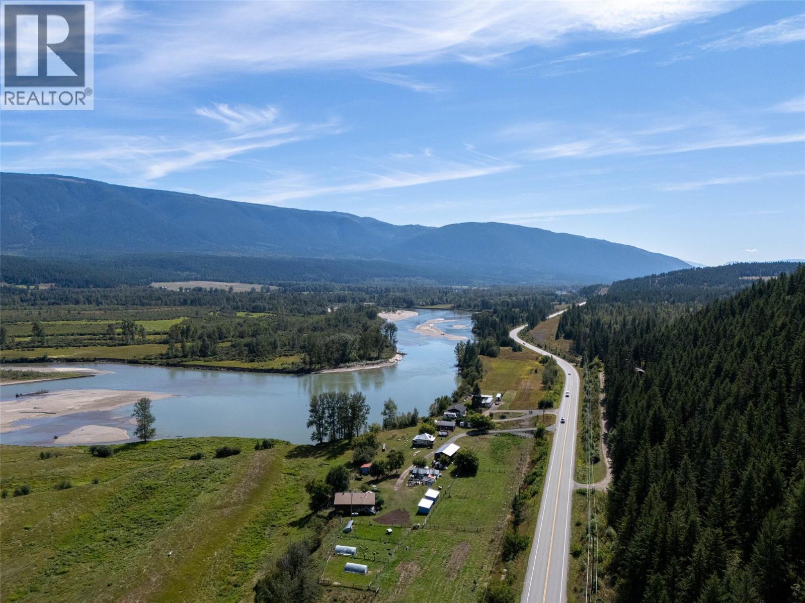 8572 Yellowhead Highway S, Little Fort, British Columbia  V0E 2C0 - Photo 60 - 10390133