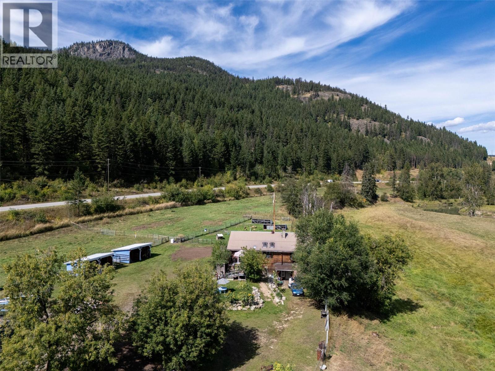 8572 Yellowhead Highway S, Little Fort, British Columbia  V0E 2C0 - Photo 62 - 10390133