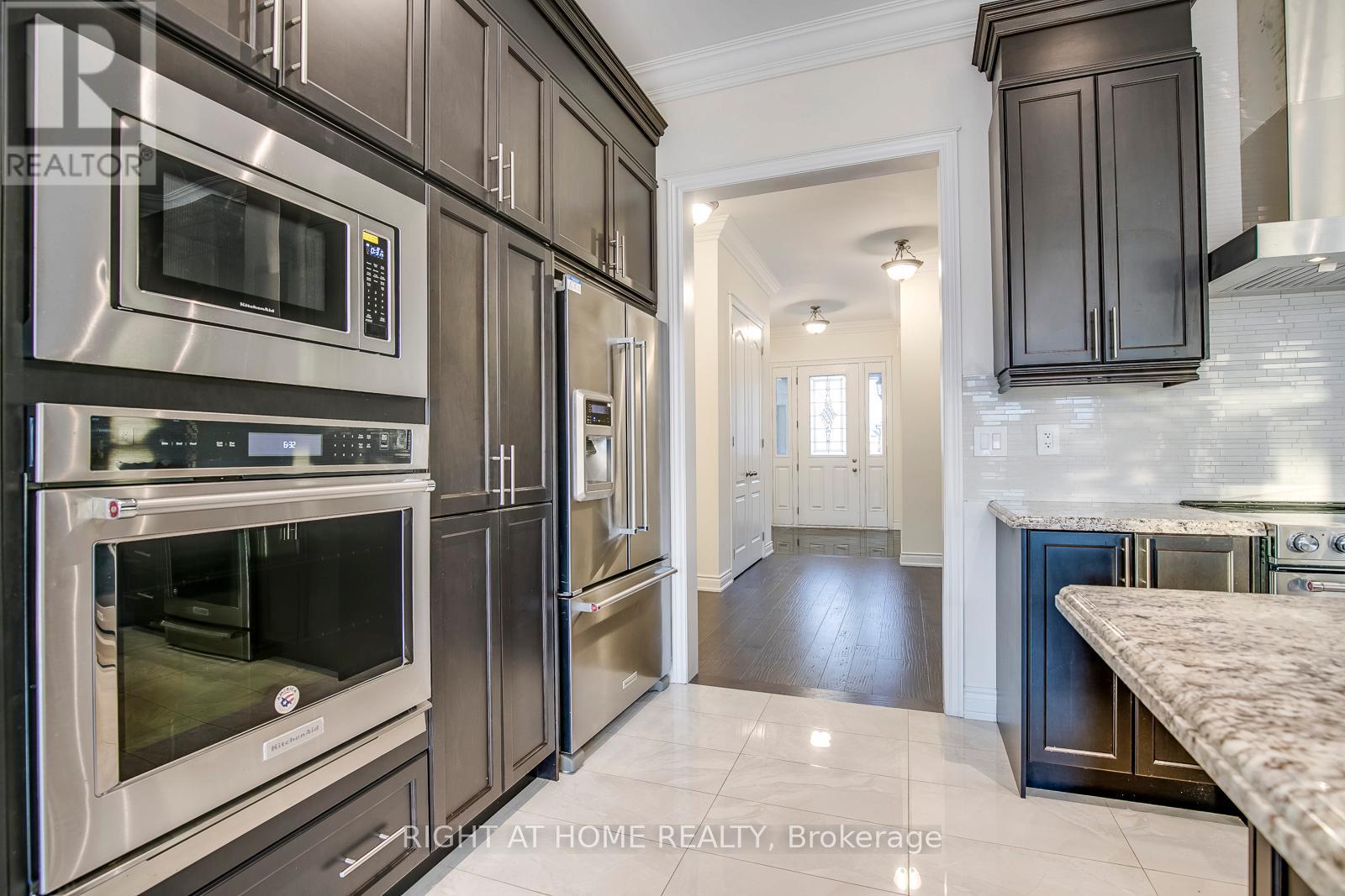3182 Sunflower Drive, Oakville, Ontario  L6M 1N3 - Photo 12 - W13410852