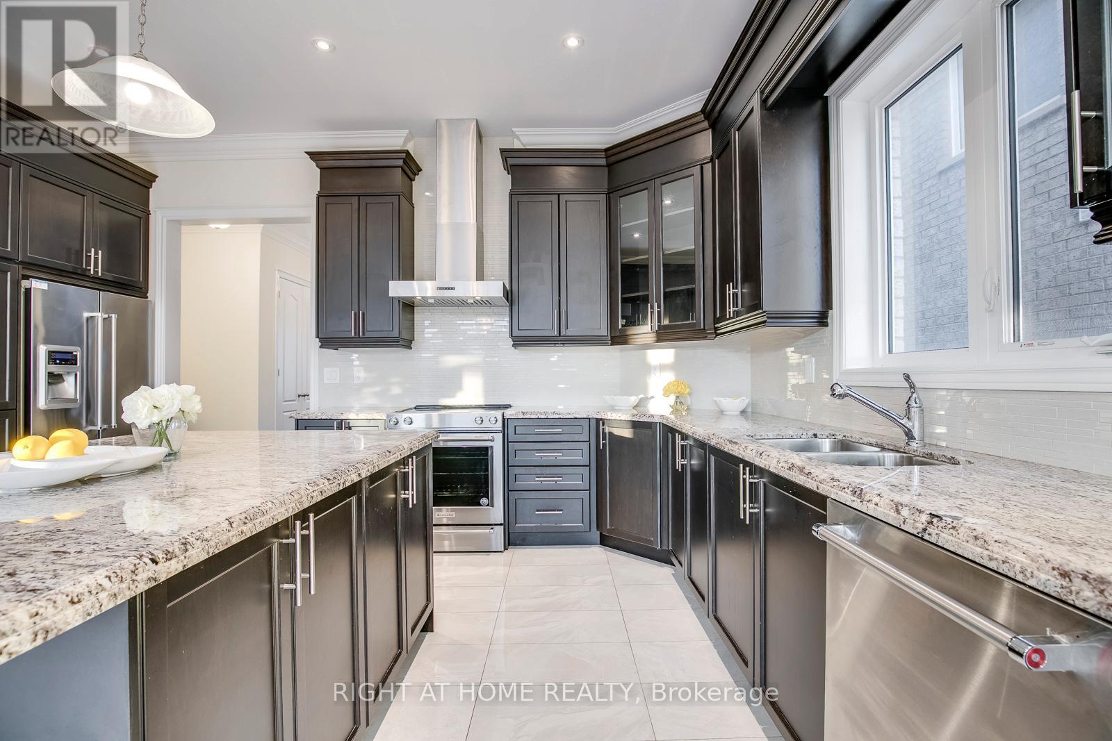 3182 Sunflower Drive, Oakville, Ontario  L6M 1N3 - Photo 15 - W13410852
