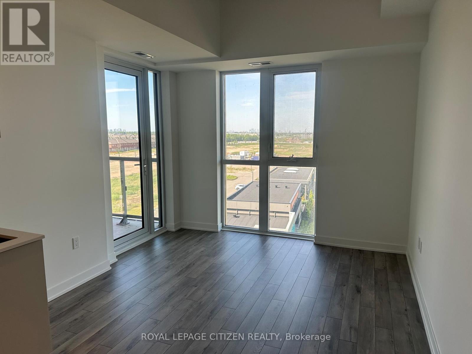 719 - 1005 Dundas Street E, Oakville, Ontario  L6H 7E8 - Photo 17 - W13410866