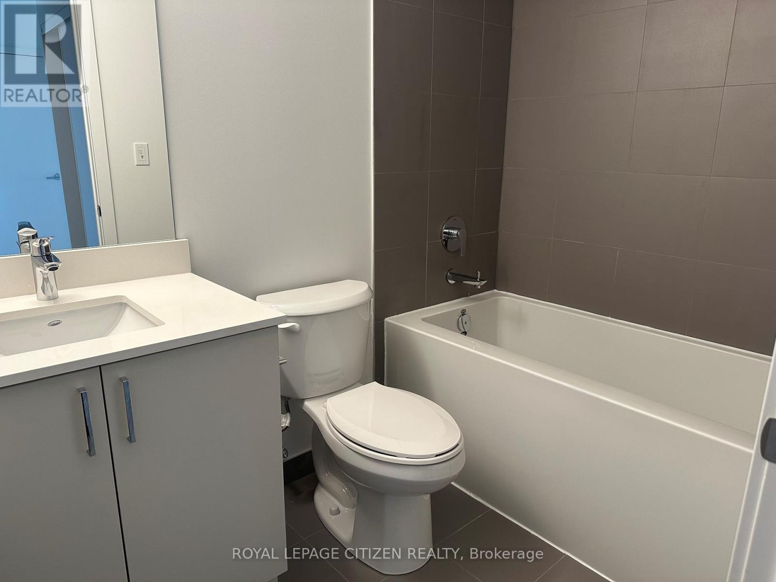 719 - 1005 Dundas Street E, Oakville, Ontario  L6H 7E8 - Photo 24 - W13410866