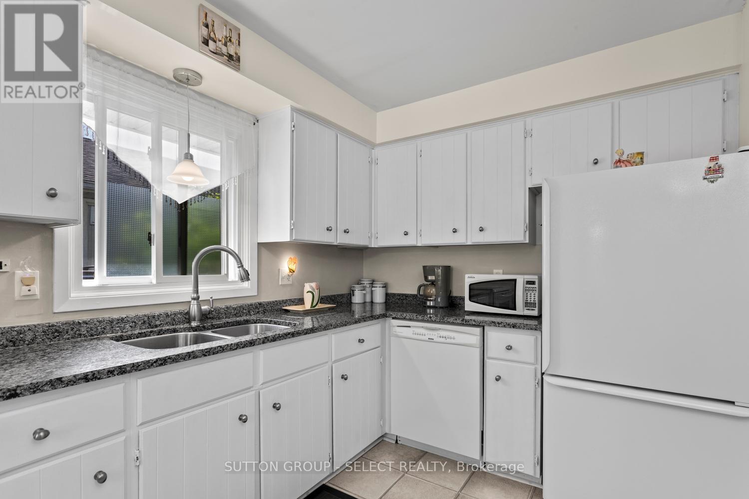 31 Renny Crescent, London South, Ontario  N6E 2C4 - Photo 17 - X13410924