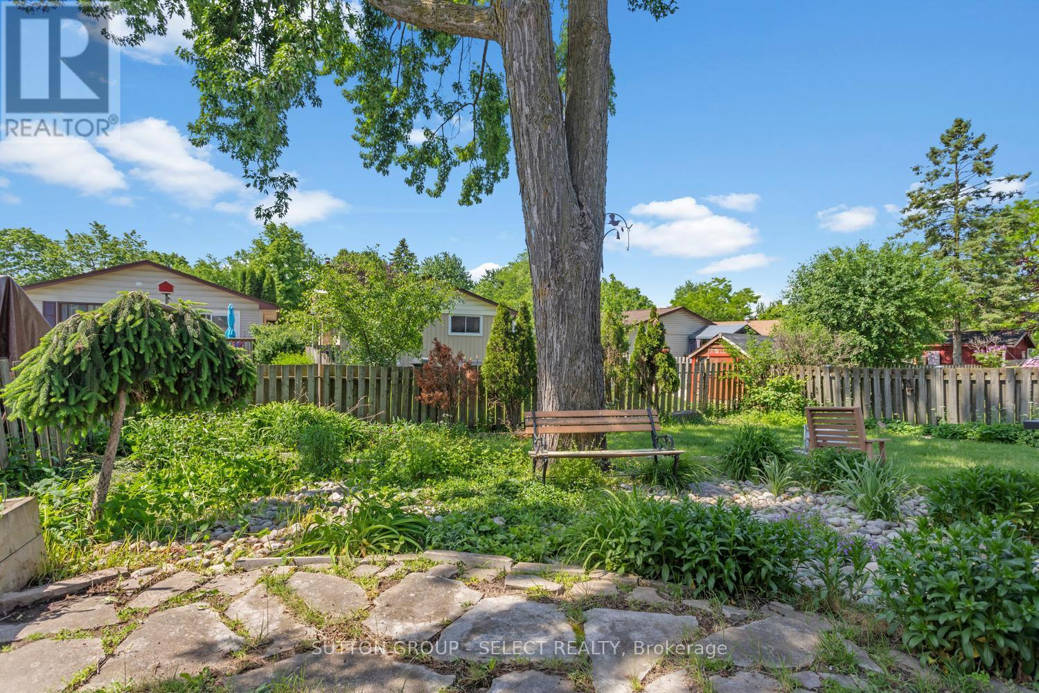 31 Renny Crescent, London South, Ontario  N6E 2C4 - Photo 49 - X13410924