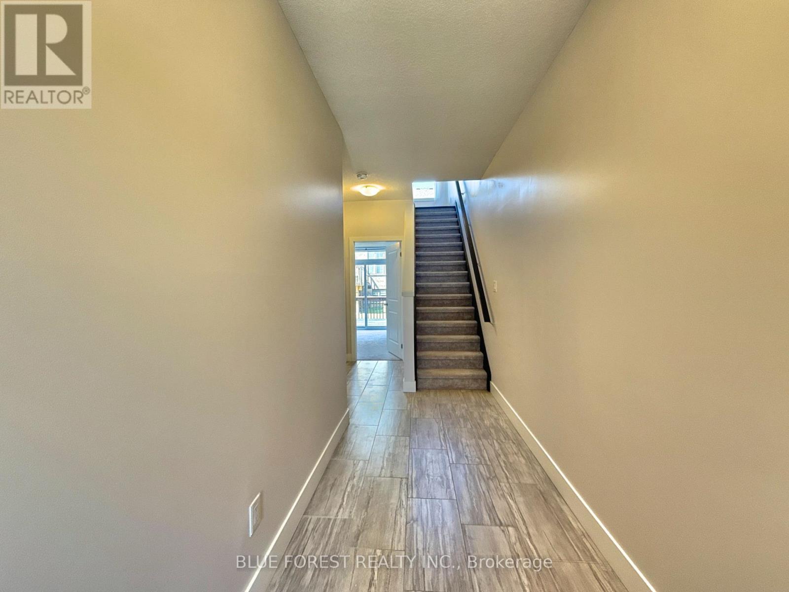 47 - 2112 Meadowgate Boulevard, London South, Ontario  N6M 0H5 - Photo 3 - X13410944