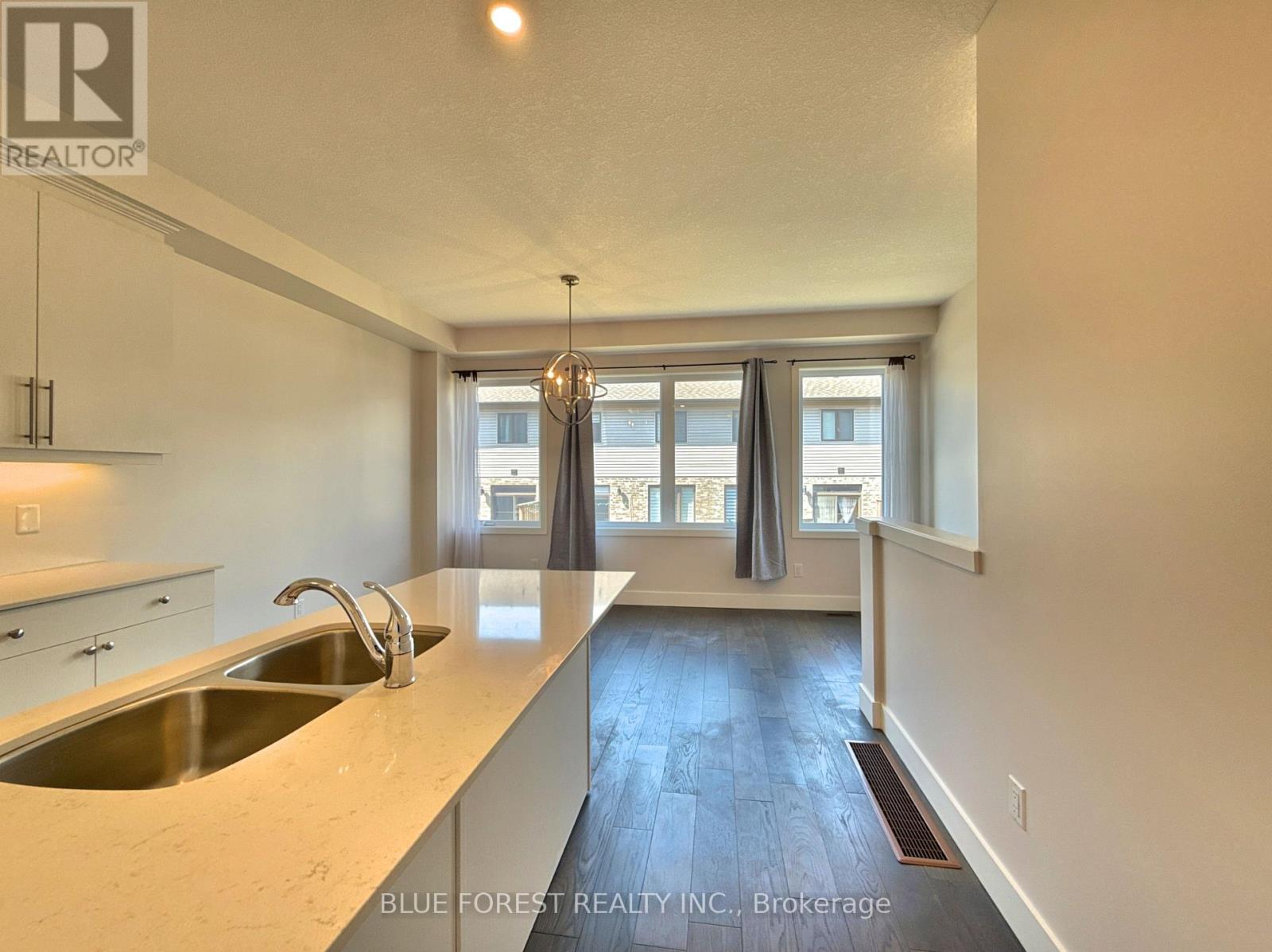 47 - 2112 Meadowgate Boulevard, London South, Ontario  N6M 0H5 - Photo 7 - X13410944