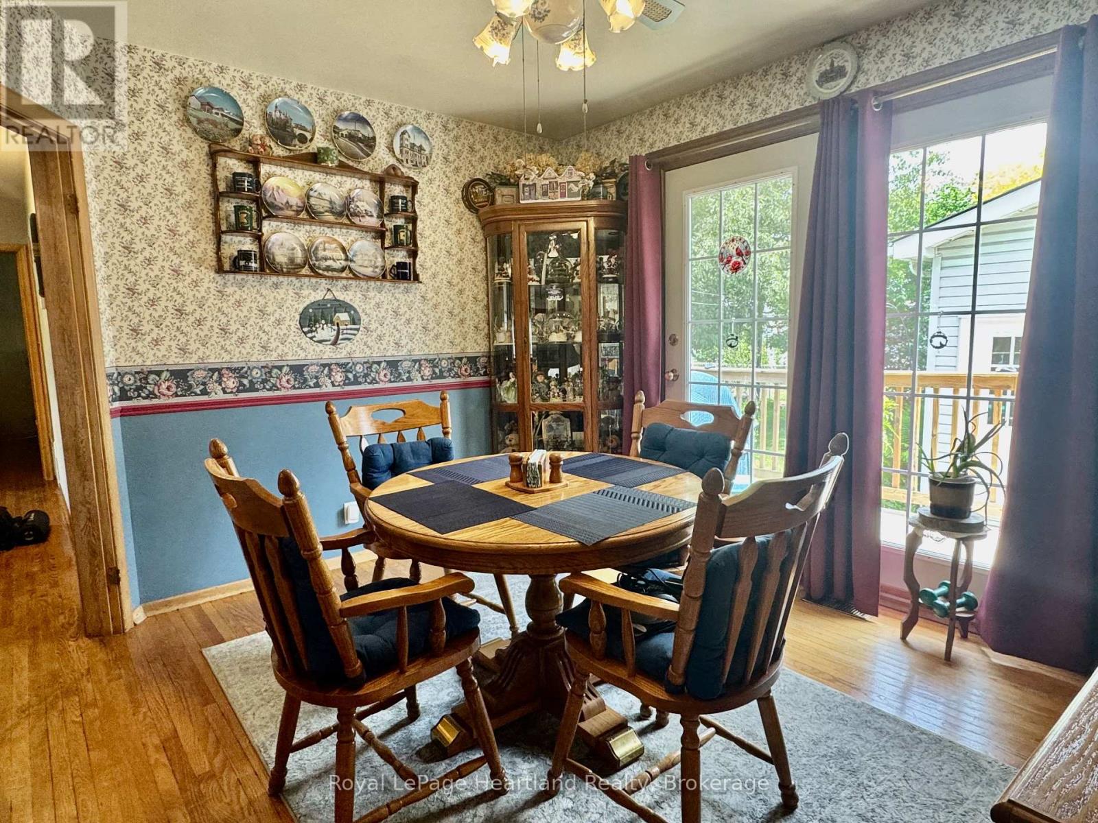 47 Mcdonald Street, Stratford, Ontario N5A 4W4 - Photo 9 - X13337982
