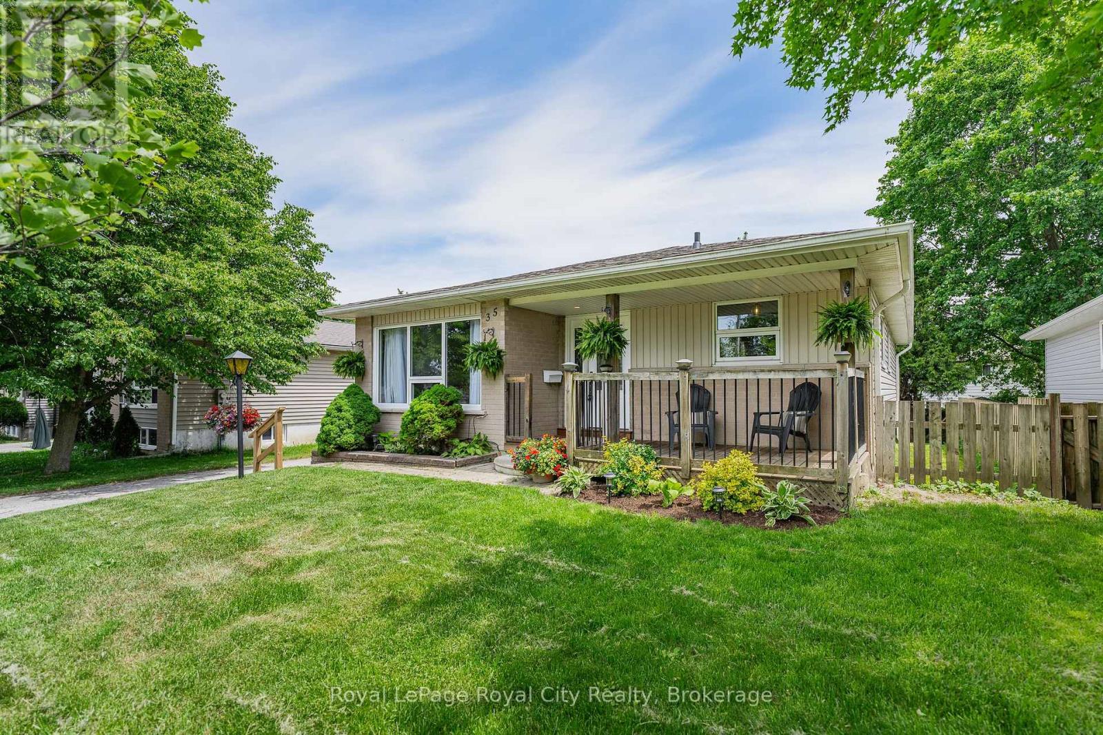 35 Eastview Road, Guelph, Ontario  N1E 6J7 - Photo 2 - X13410940