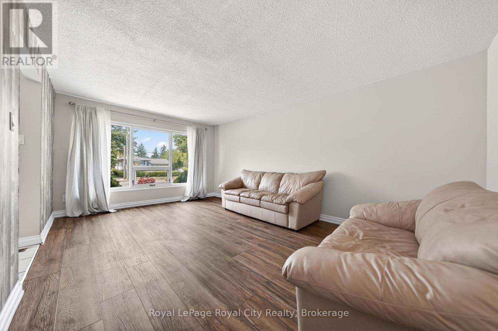 35 Eastview Road, Guelph, Ontario  N1E 6J7 - Photo 4 - X13410940