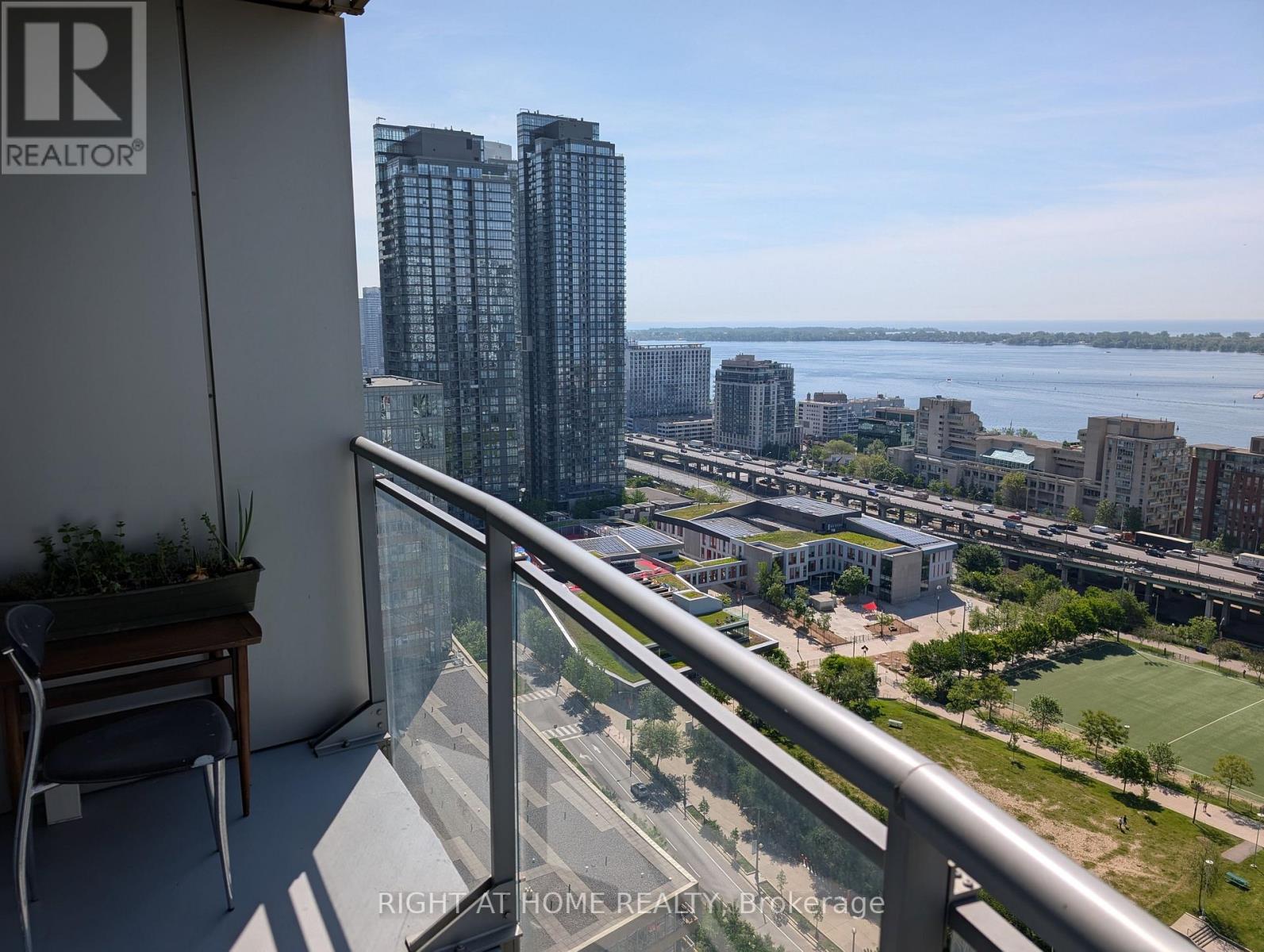 2908 - 21 Iceboat Terrace, Toronto, Ontario  M5V 4A9 - Photo 13 - C13410946