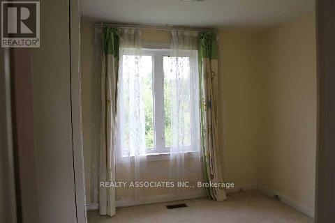 58 Danby Avenue, Toronto, Ontario  M3H 2J4 - Photo 5 - C13410980