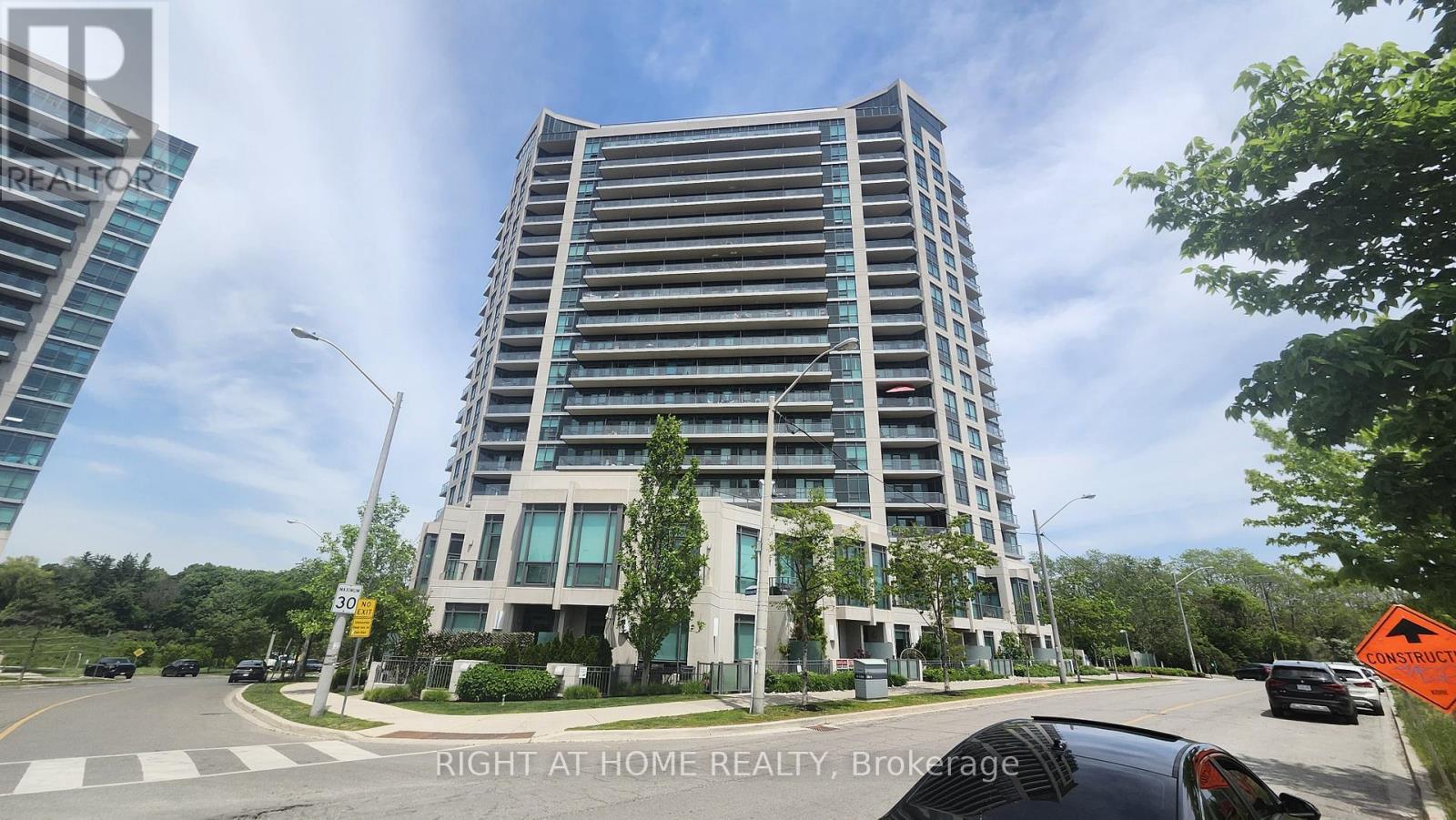 1413 - 160 Vanderhoof Avenue, Toronto, Ontario  M4G 2G6 - Photo 2 - C13236620