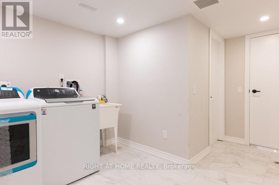 6 Bellvare Crescent, Toronto, Ontario  M1R 2M9 - Photo 21 - E12968452
