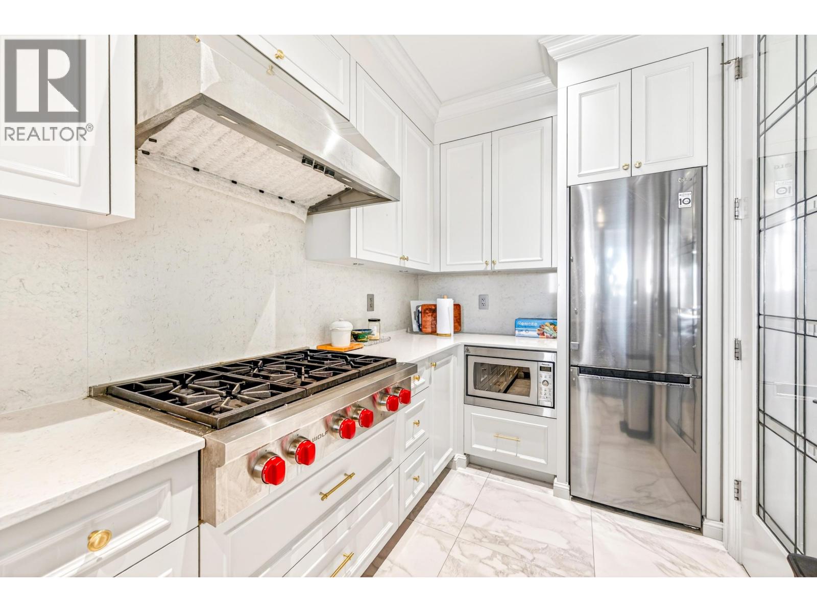 Listing image 16
