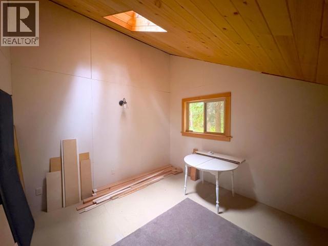 1157 Tennyson Rd, Savary Island, British Columbia   - Photo 18 - 18918