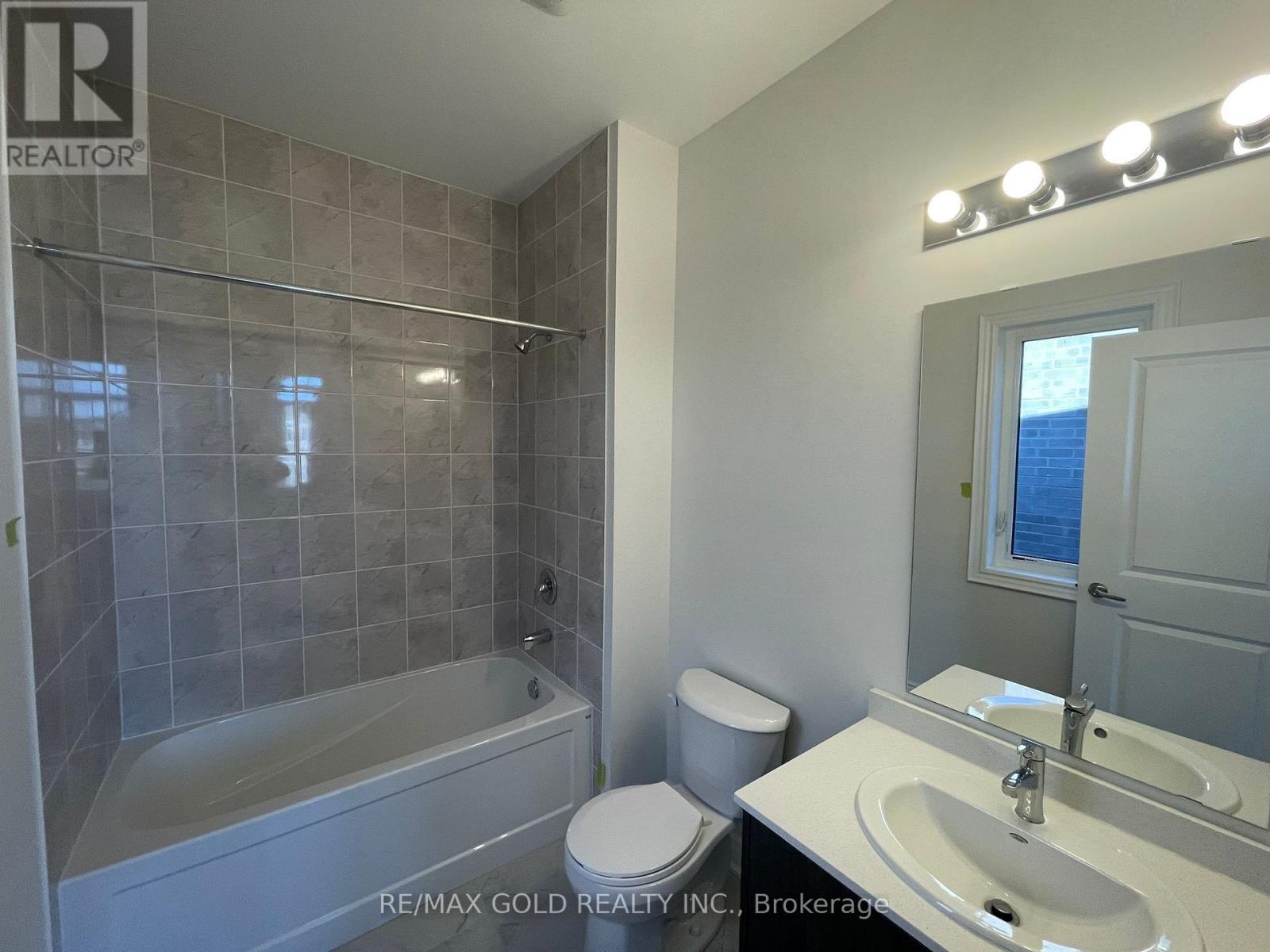 31 Dolomite Drive, Brampton, Ontario  L6P 4R6 - Photo 14 - W13299914