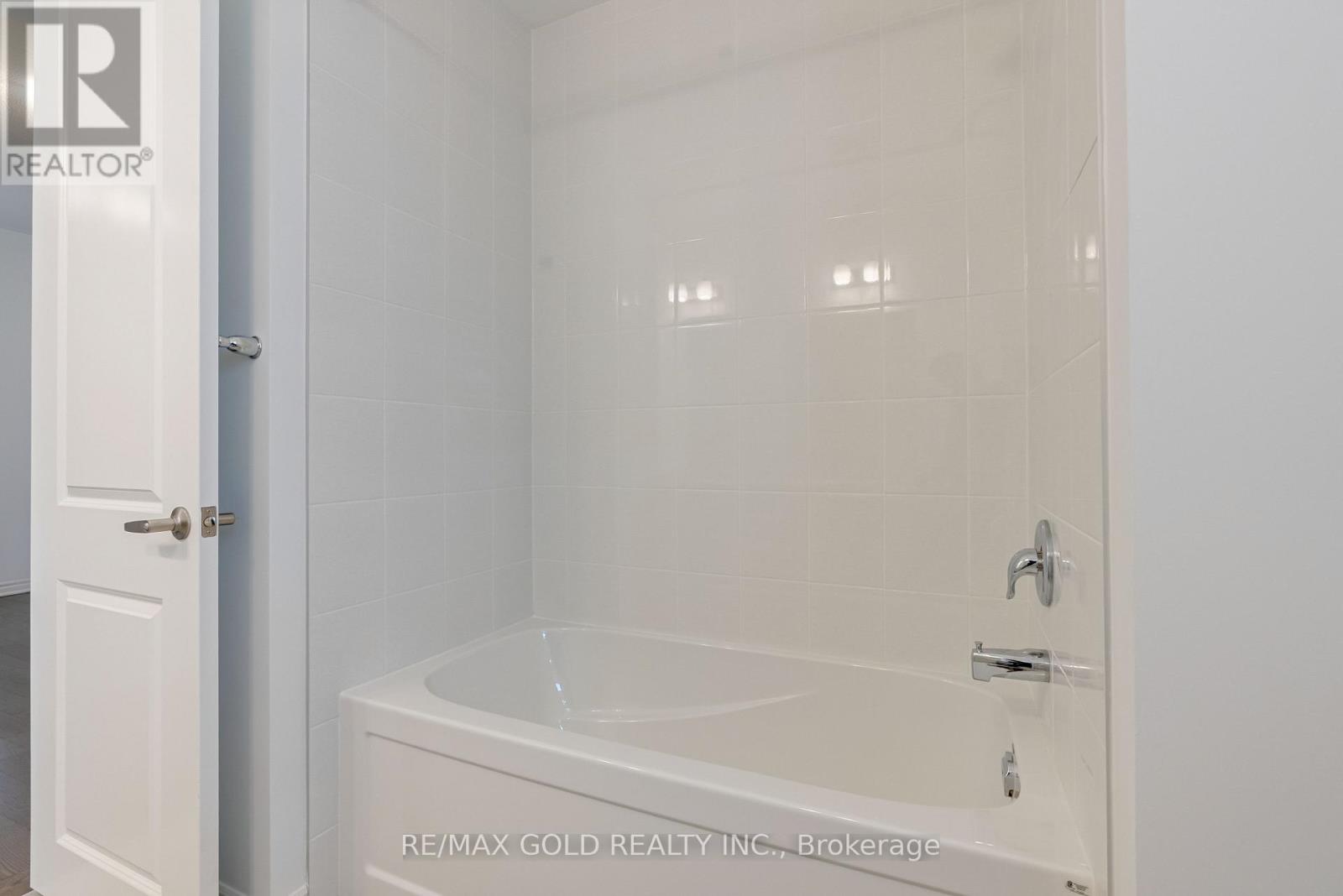 1330 Richardson Way, Milton, Ontario  L9E 2J8 - Photo 25 - W13410922