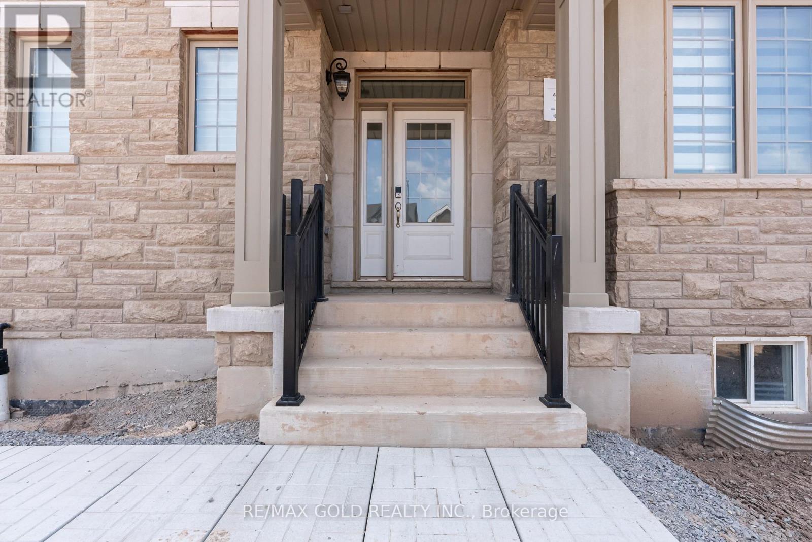 1330 Richardson Way, Milton, Ontario  L9E 2J8 - Photo 4 - W13410922