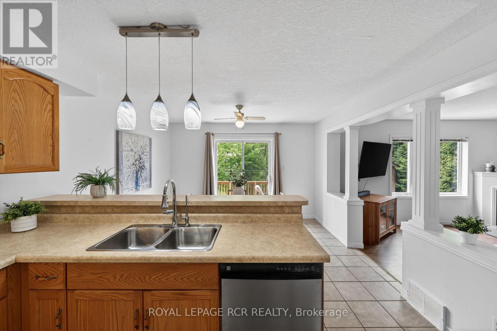 1552 Queen Street, Caledon, Ontario  L7K 0C2 - Photo 12 - W13410960