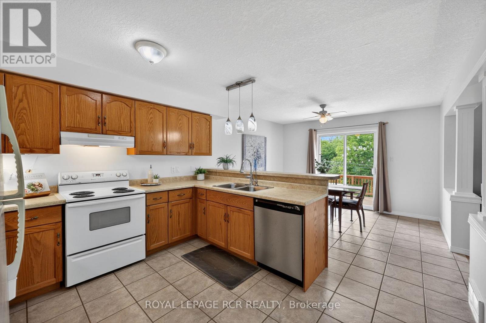 1552 Queen Street, Caledon, Ontario  L7K 0C2 - Photo 8 - W13410960