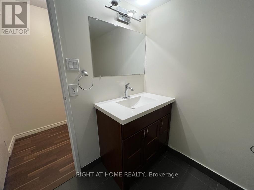 3202 - 3650 Kaneff Crescent, Mississauga, Ontario  L5A 4A1 - Photo 17 - W13410976