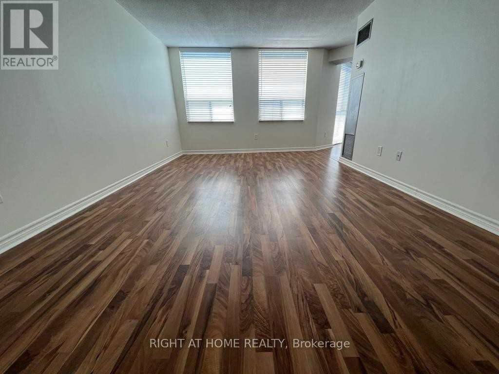 3202 - 3650 Kaneff Crescent, Mississauga, Ontario  L5A 4A1 - Photo 3 - W13410976