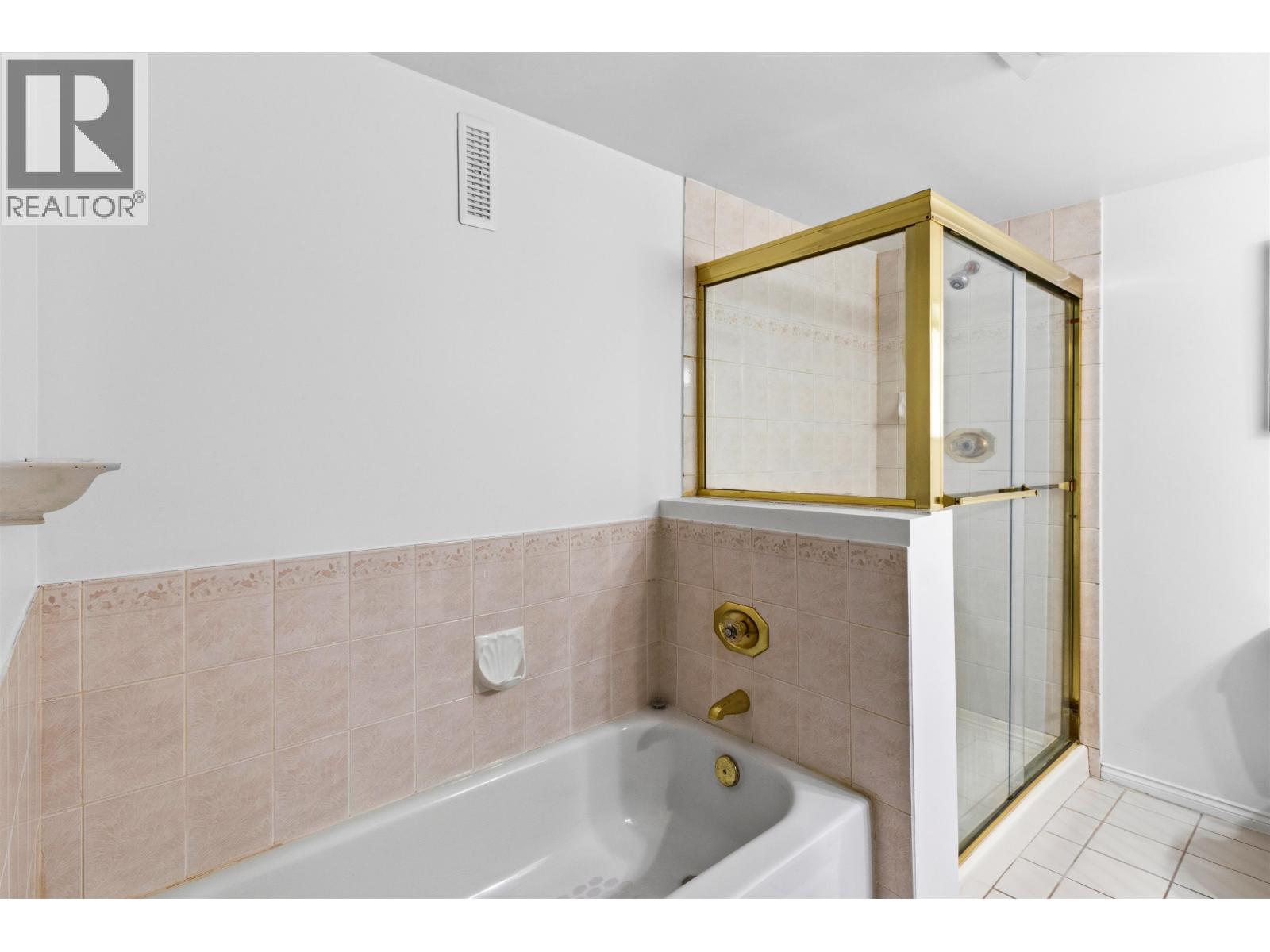 204 5656 Halley Avenue, Burnaby, British Columbia  V5H 2P8 - Photo 17 - R3133076