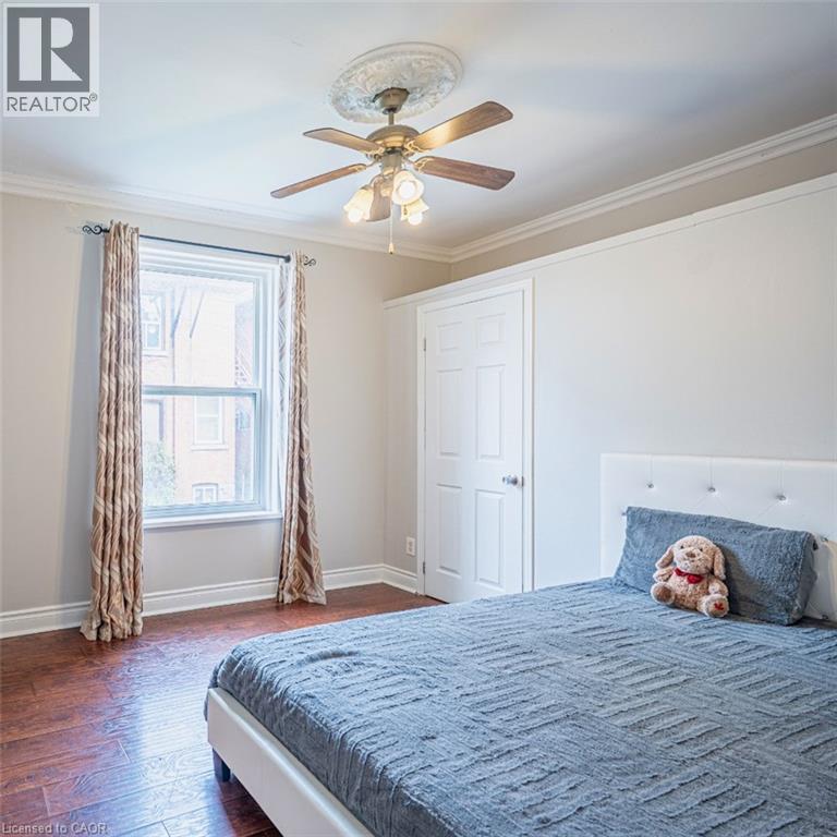 11 Aikman Avenue Unit# Apt 1, Hamilton, Ontario  L8M 1P6 - Photo 8 - 40837465