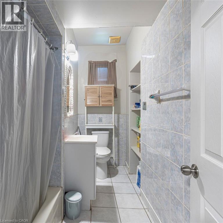 11 Aikman Avenue Unit# Apt 1, Hamilton, Ontario  L8M 1P6 - Photo 9 - 40837465