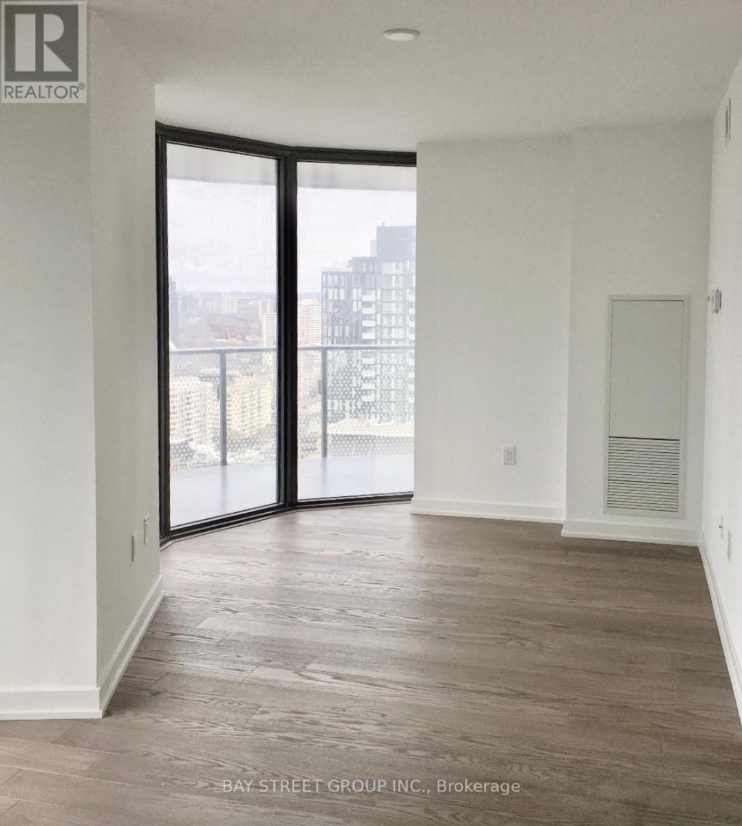 2711 - 11 Wellesley Street, Toronto, Ontario  M4Y 1E8 - Photo 4 - C13411034