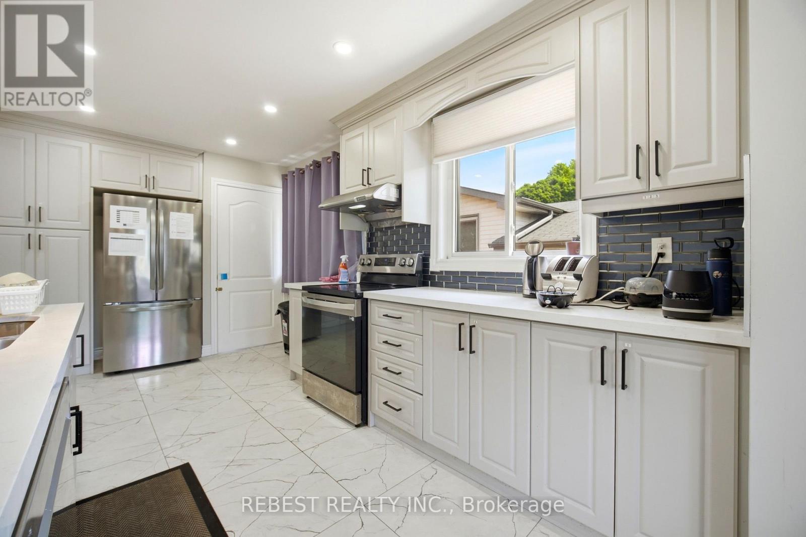 66 Darlington Drive, Hamilton, Ontario  L9C 2L9 - Photo 9 - X13224610