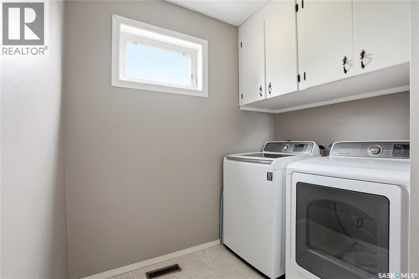 723 Candle Court, Saskatoon, Saskatchewan  S7K 4Z9 - Photo 18 - SK038073