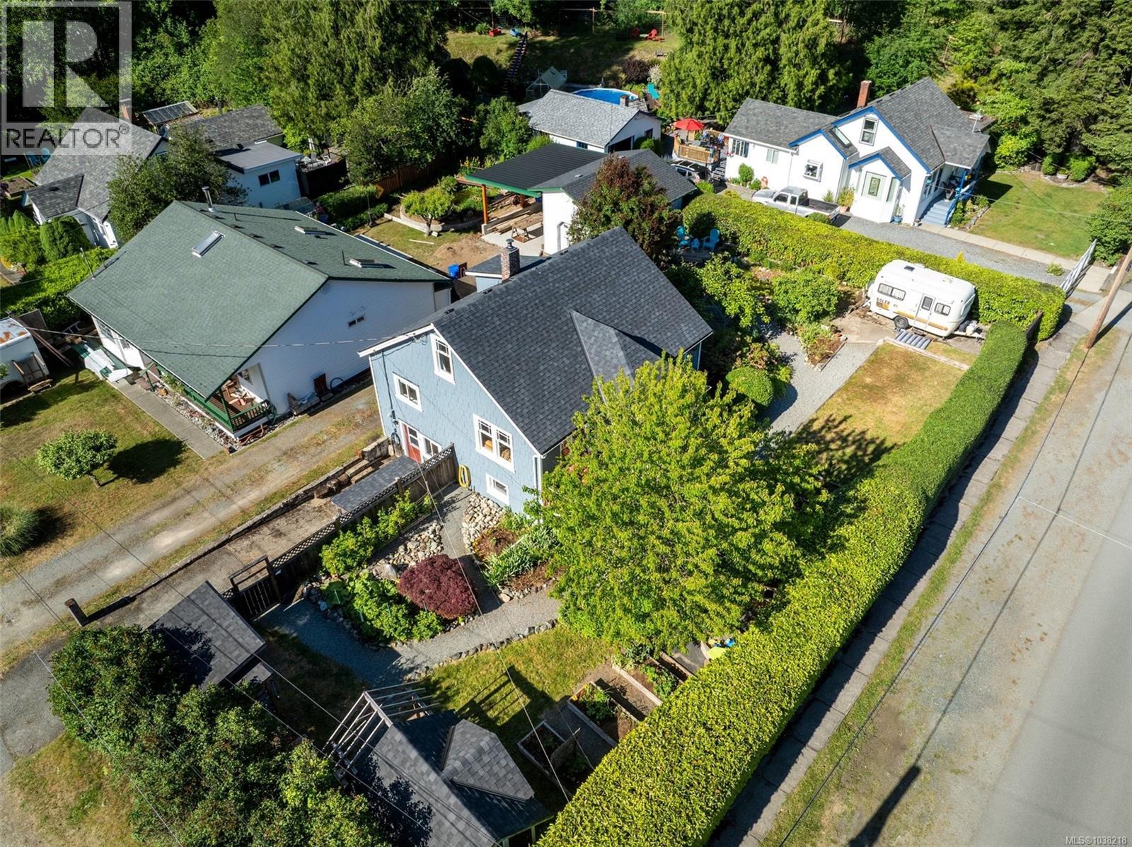 37 Cowichan Ave W, Lake Cowichan, British Columbia  V0R 2G0 - Photo 41 - 1038218