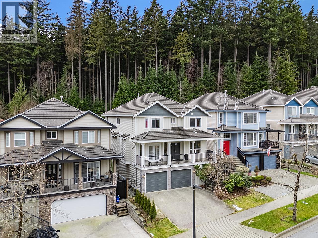 3376 Plateau Boulevard, Coquitlam, British Columbia  V3E 3R3 - Photo 1 - R3132813