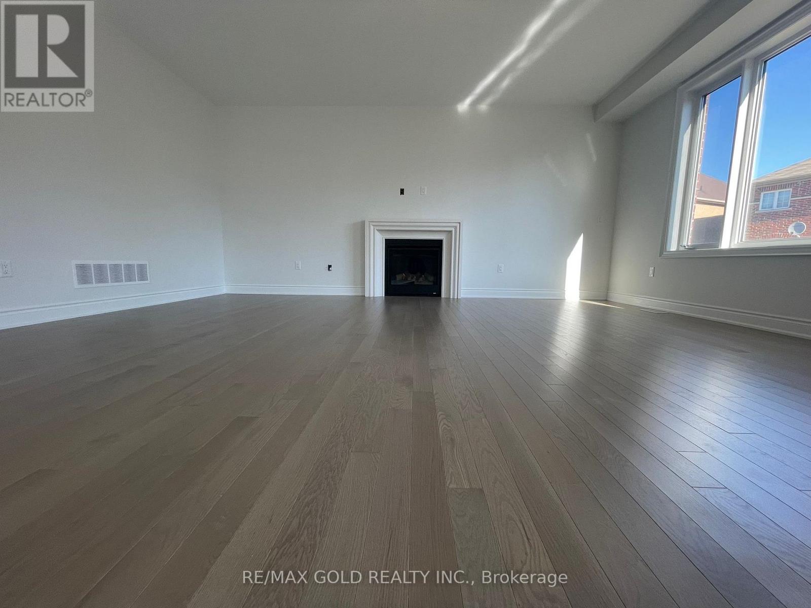 31 Dolomite Drive, Brampton, Ontario  L6P 4R6 - Photo 13 - W13411004