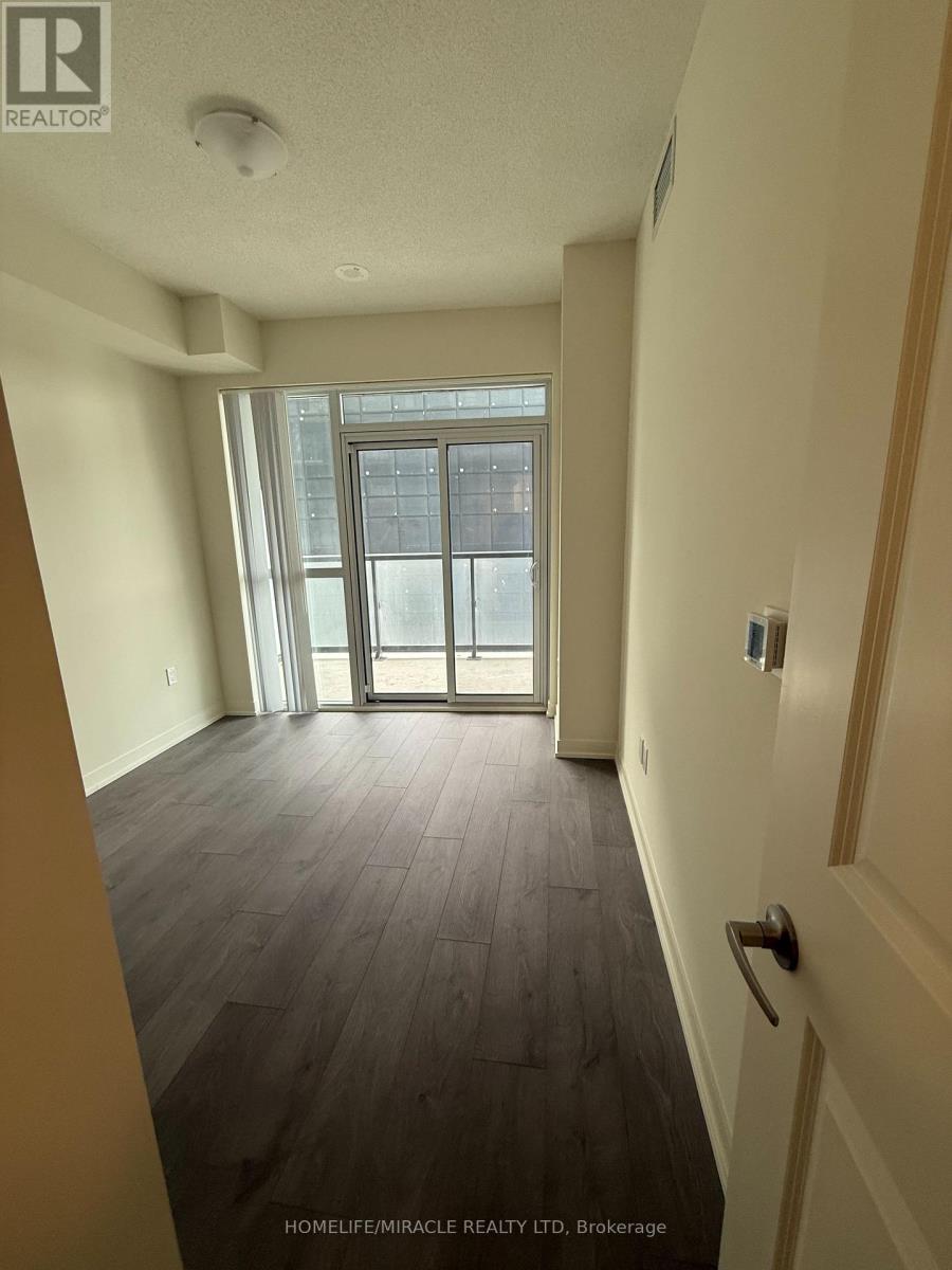 611 - 38 Annie Craig Drive, Toronto, Ontario  M8V 0G9 - Photo 2 - W13411052