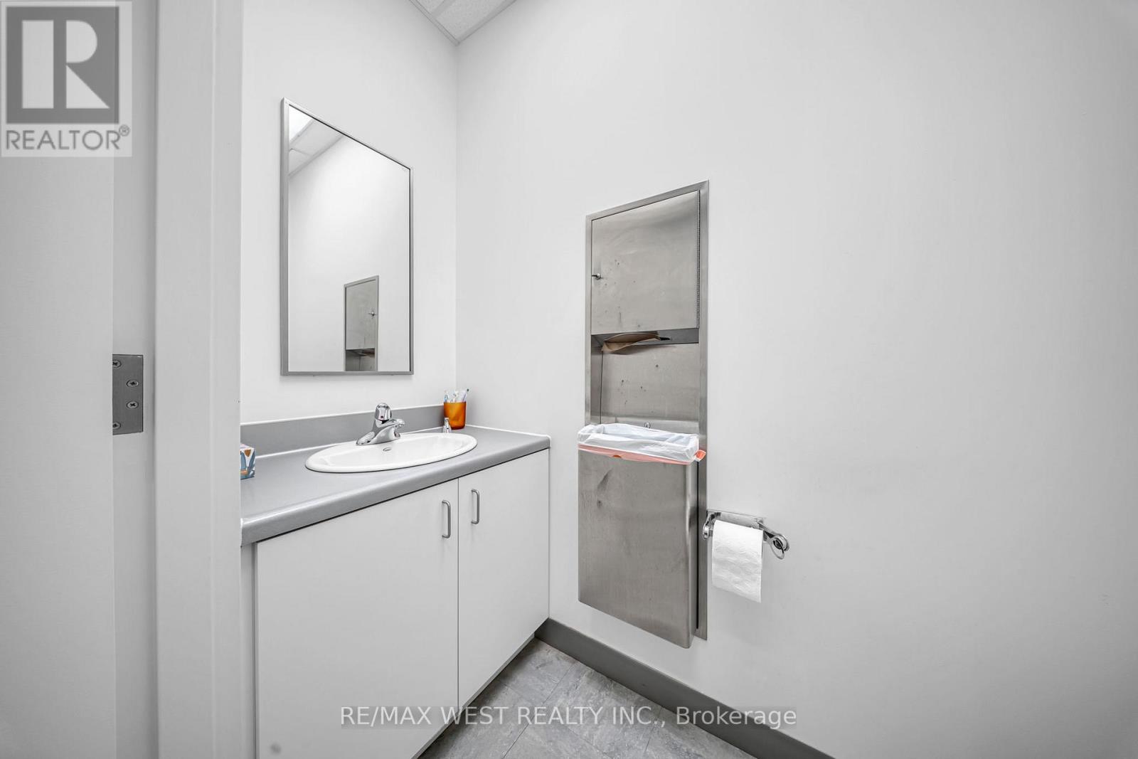 1 - 1 Victoria Street S, Kitchener, Ontario  N2G 0B5 - Photo 42 - X13411012