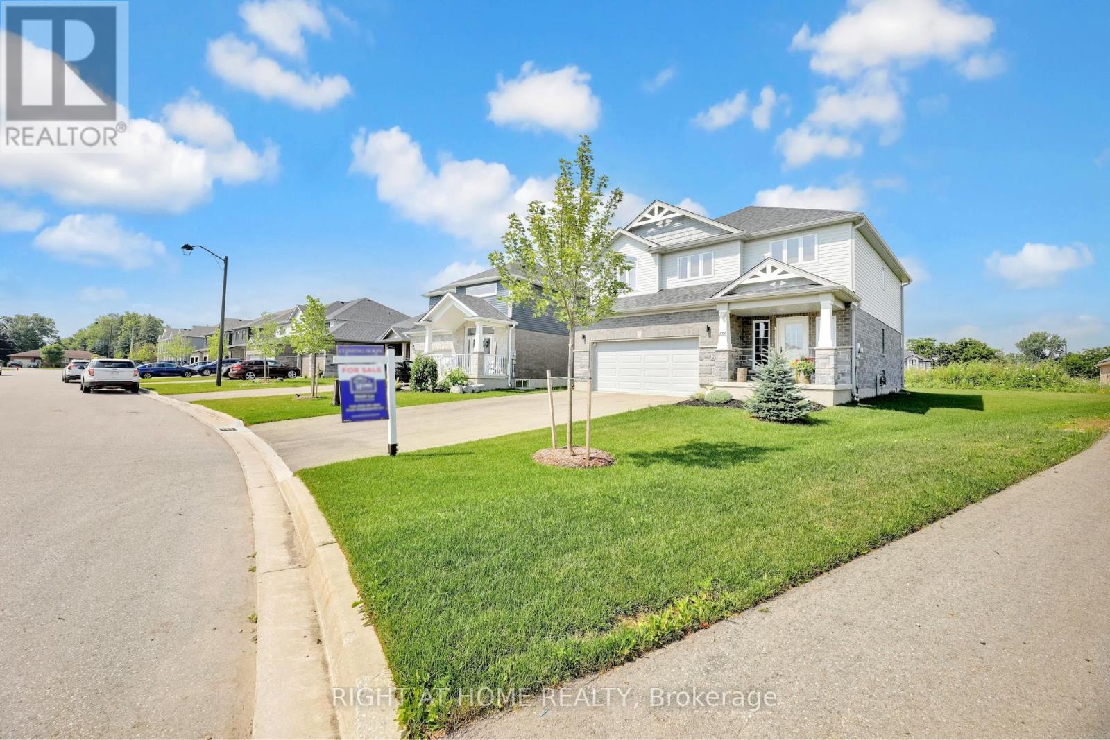 135 Stephenson Way, Minto, Ontario  N0G 2P0 - Photo 2 - X13411020