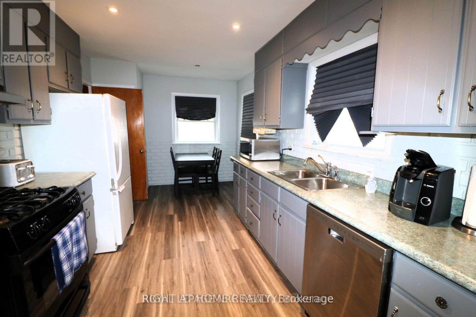 1095 Spears Road, Fort Erie, Ontario  L2A 4N2 - Photo 4 - X13411042