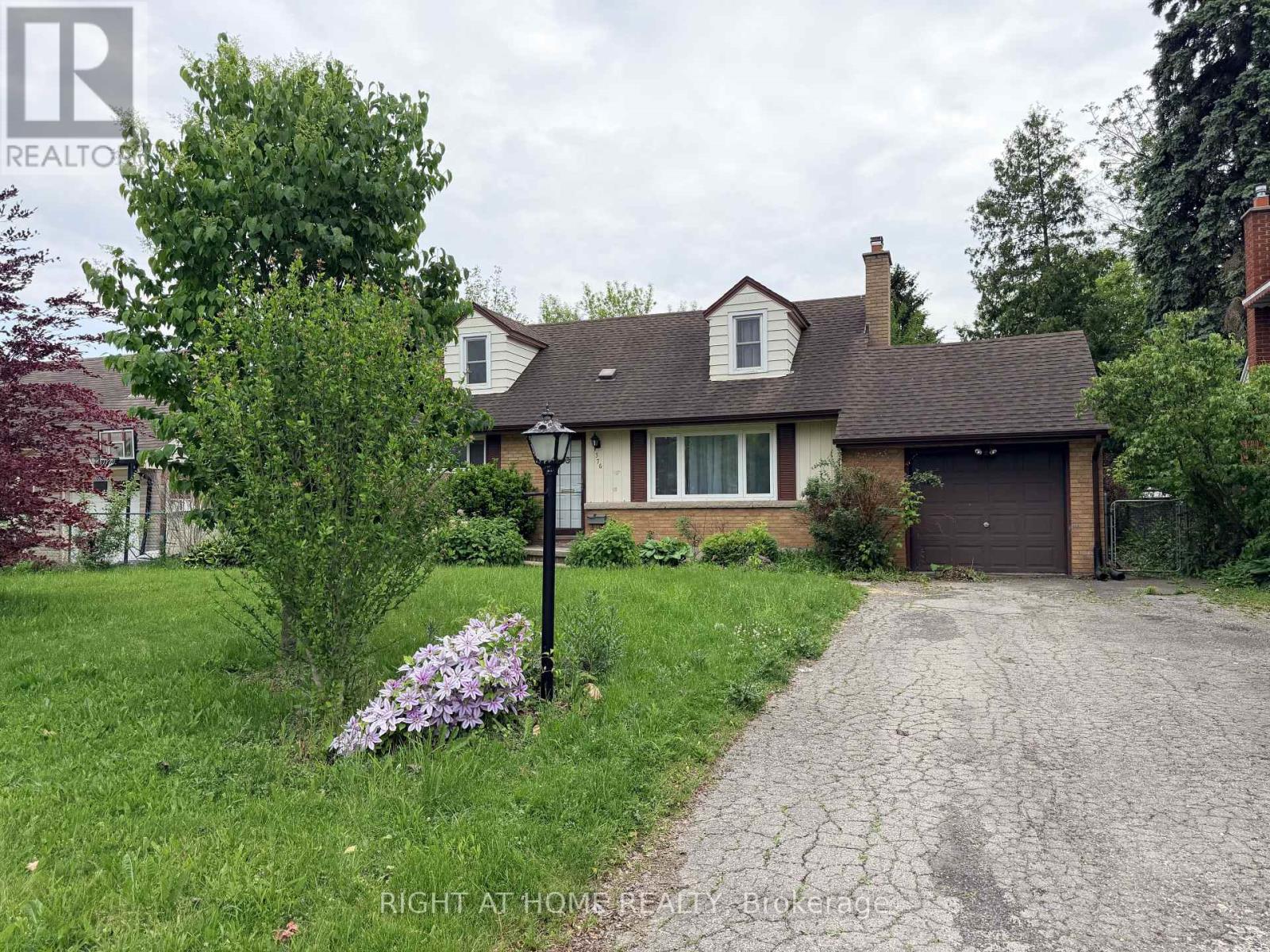 376 RIDGEWOOD CRESCENT, London South, Ontario