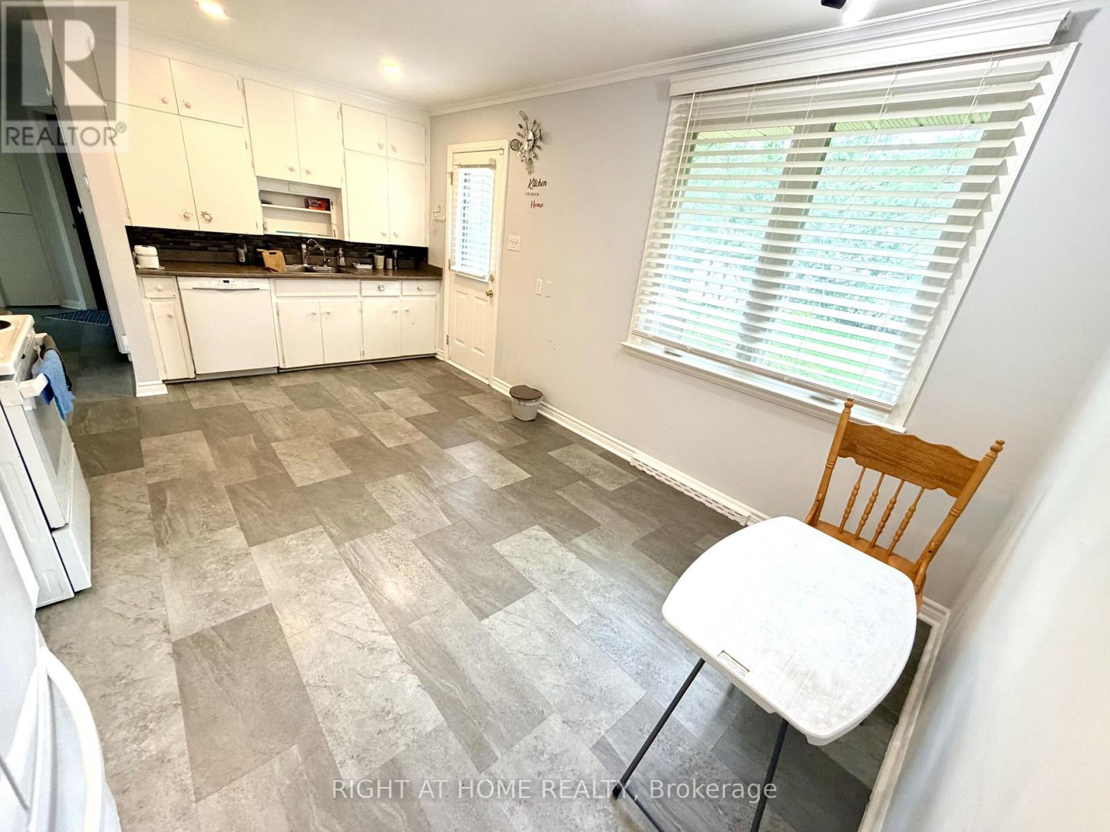 376 Ridgewood Crescent, London South, Ontario  N6J 3H1 - Photo 13 - X13411048