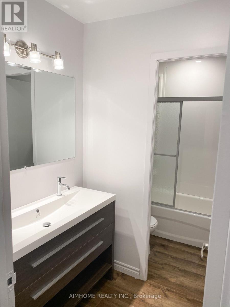 109 Westmount Road N, Waterloo, Ontario  N2L 5G5 - Photo 7 - X12789520