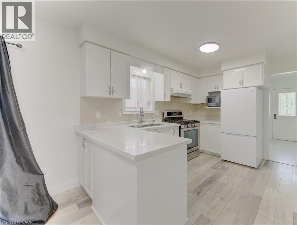 347 Keewatin Avenue, Kitchener, Ontario  N2B 3W2 - Photo 12 - 40836568